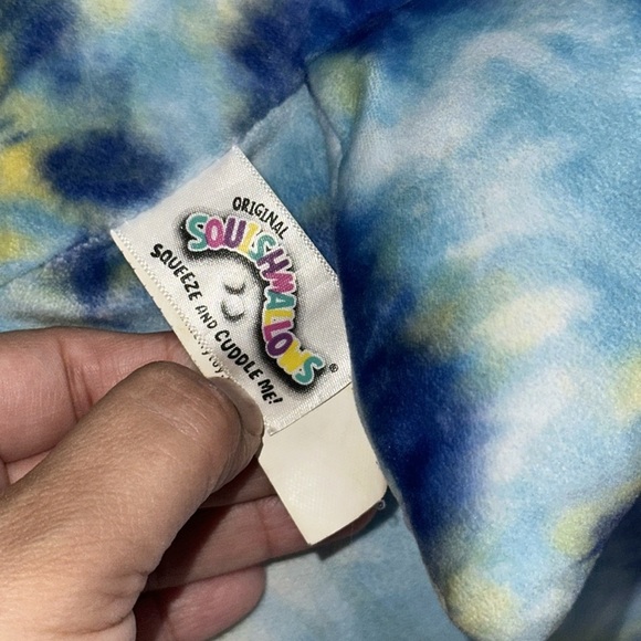 Squishmallow - Picture 5 of 6